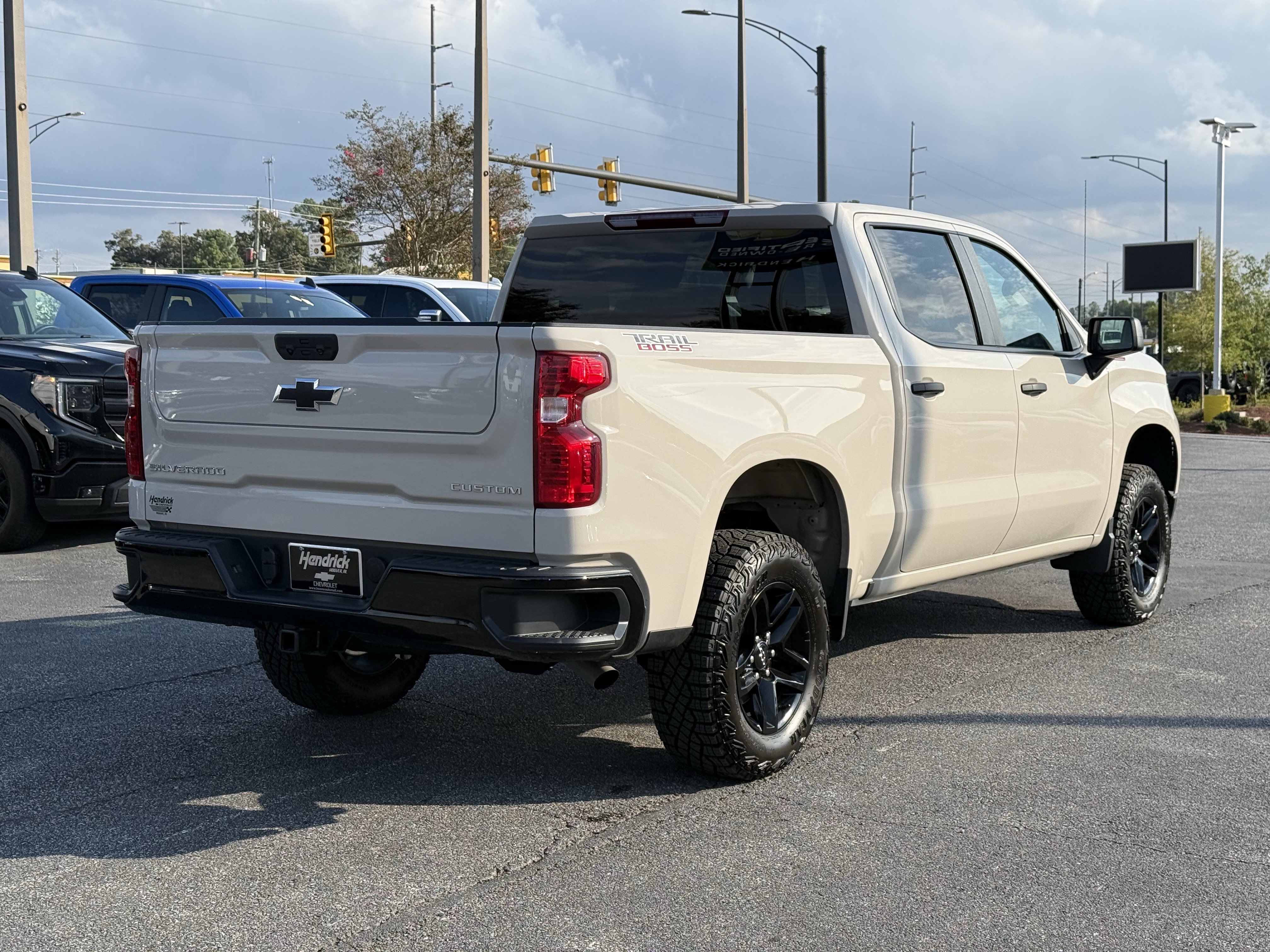 New 2026 Chevrolet Silverado 1500 Custom Trail Boss AWD/4WD image 10