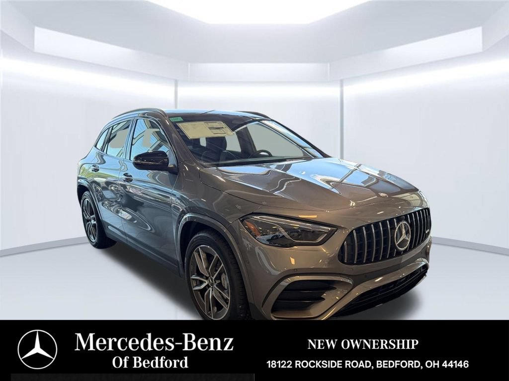 New 2026 Mercedes-Benz GLA 35 AMG 4MATIC image 3