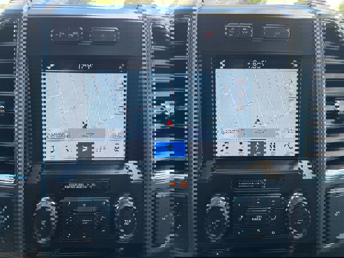 Used 2016 Ford F150 XLT w/ Equipment Group 302A Luxury AWD/4WD image 15