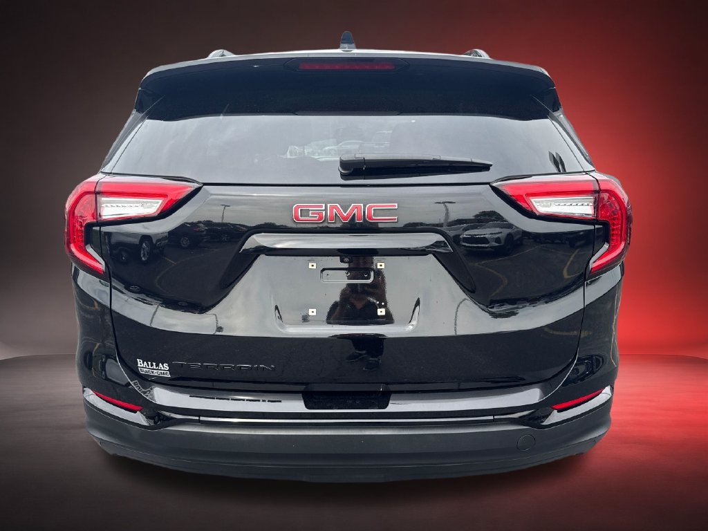Certified 2023 GMC Terrain SLT w/ Elevation Edition FWD image 5