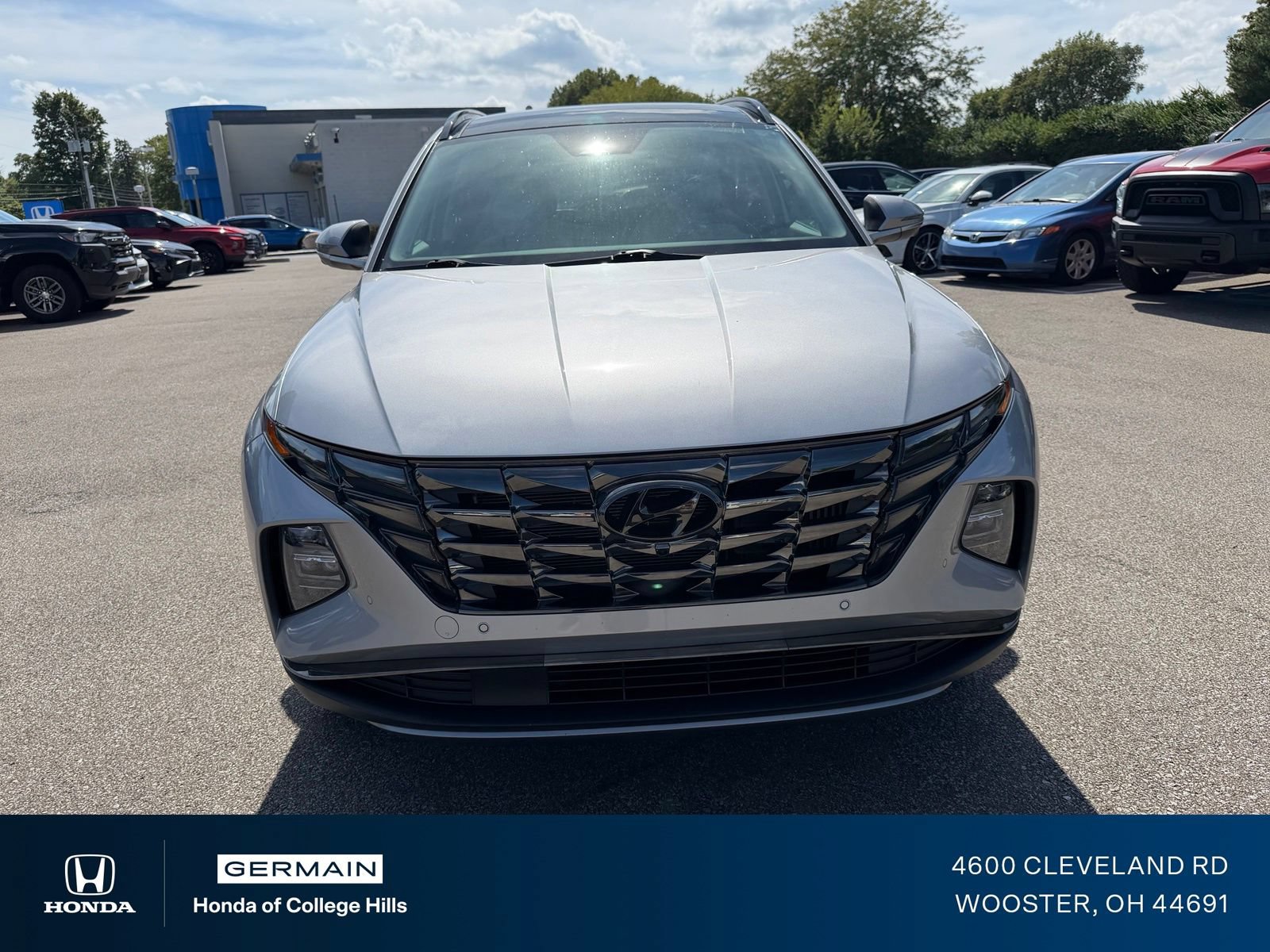 Used 2022 Hyundai Tucson Limited AWD/4WD image 2
