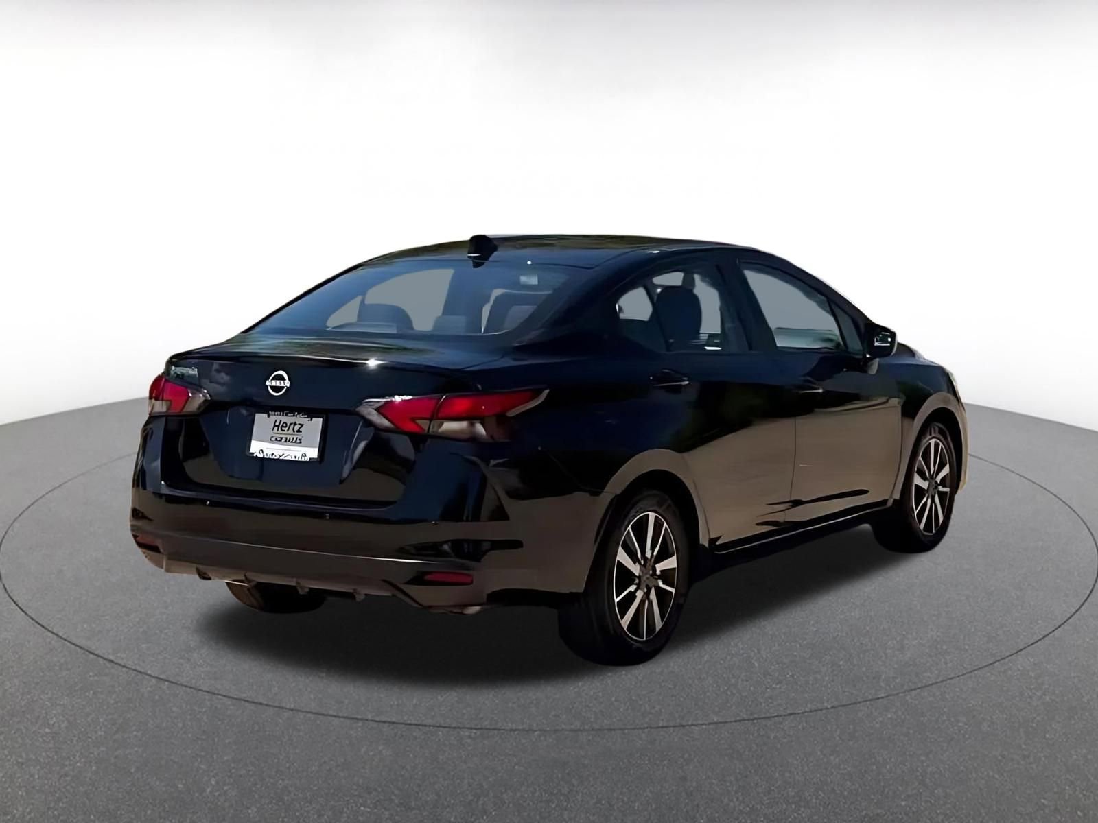 Used 2025 Nissan Versa SV image 14