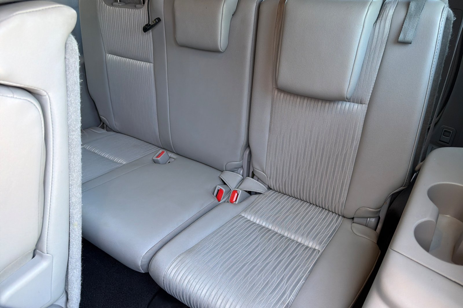 Used 2019 Toyota Highlander Plus AWD/4WD image 16