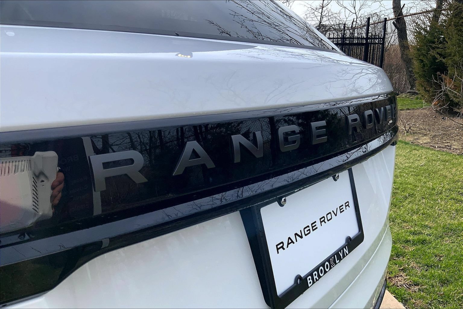 Certified 2026 Land Rover Range Rover Velar Dynamic SE AWD/4WD image 31