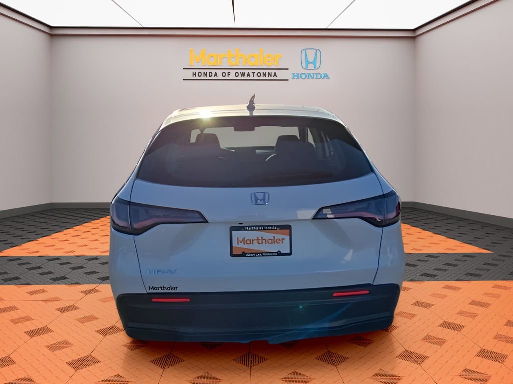 Used 2024 Honda HR-V LX image 4