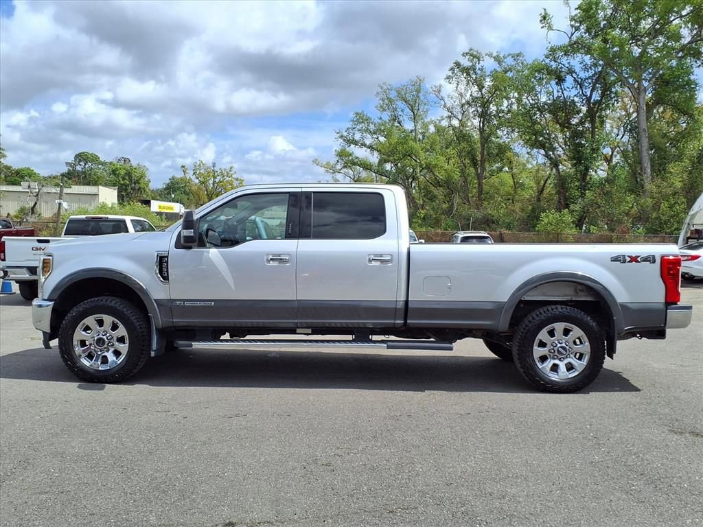 Used 2019 Ford F250 Lariat w/ Lariat Ultimate Package image 4