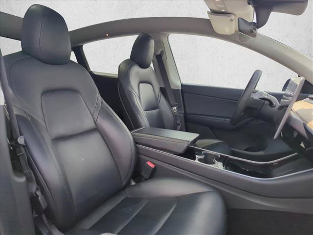 Used 2021 Tesla Model Y Long Range AWD/4WD image 26
