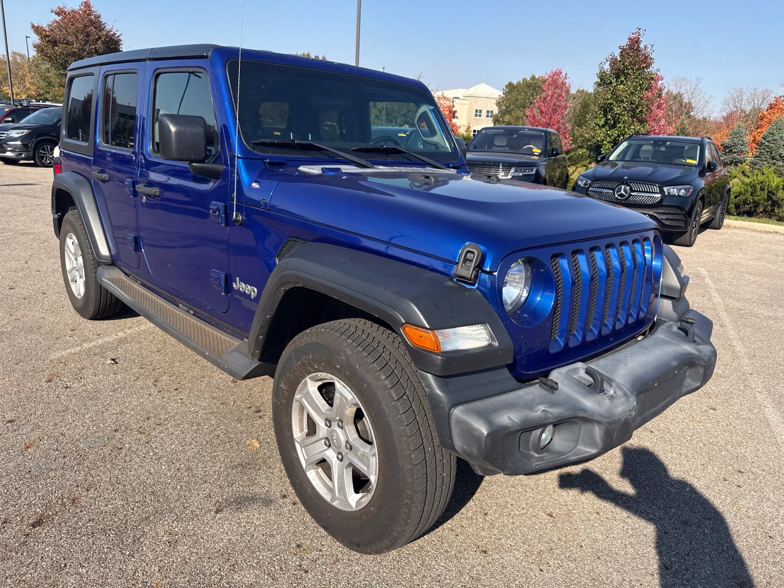 Used 2019 Jeep Wrangler Unlimited Sport S AWD/4WD image 3