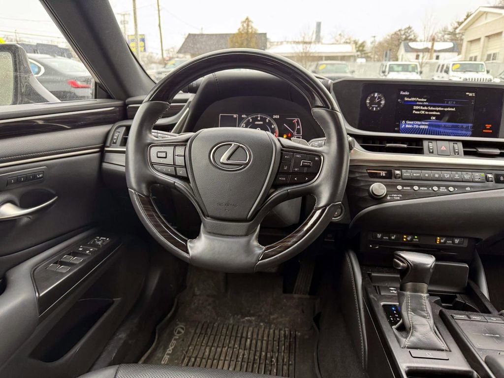 Used 2021 Lexus ES 250 w/ Premium Package image 13