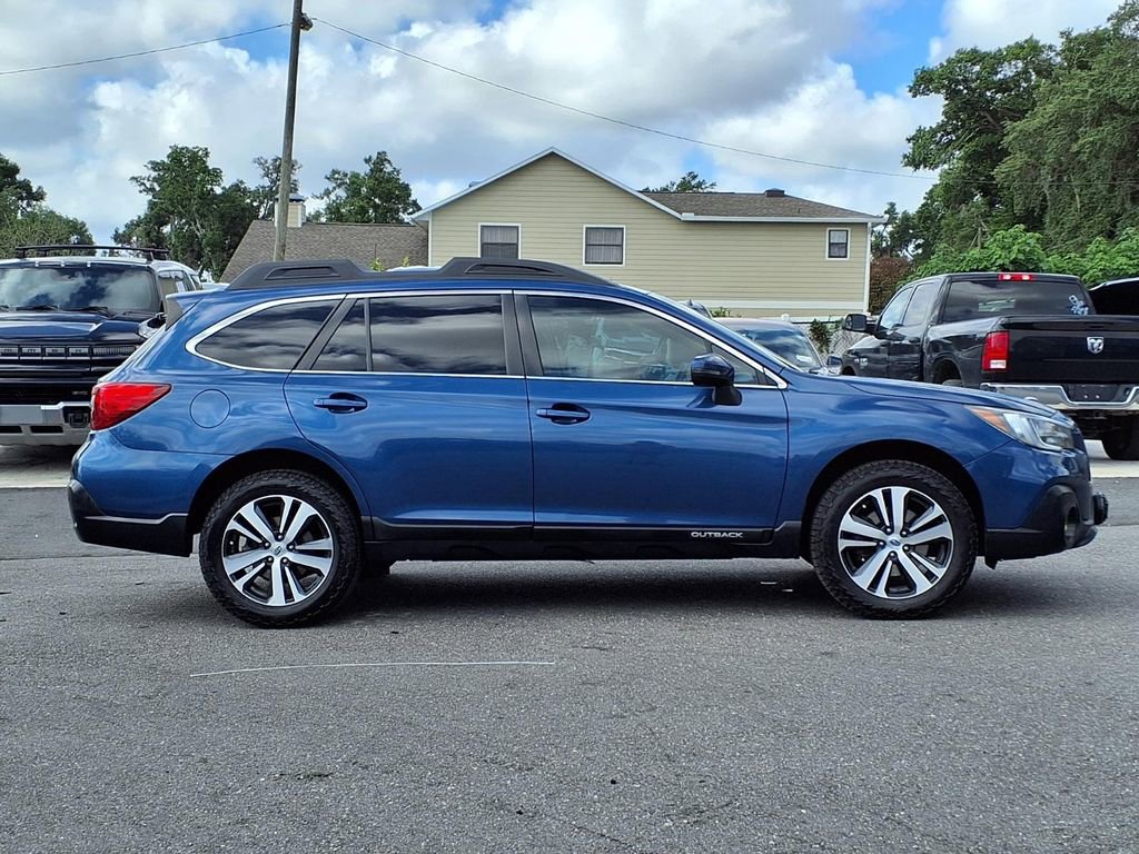 Used 2019 Subaru Outback 2.5i Limited AWD/4WD image 8