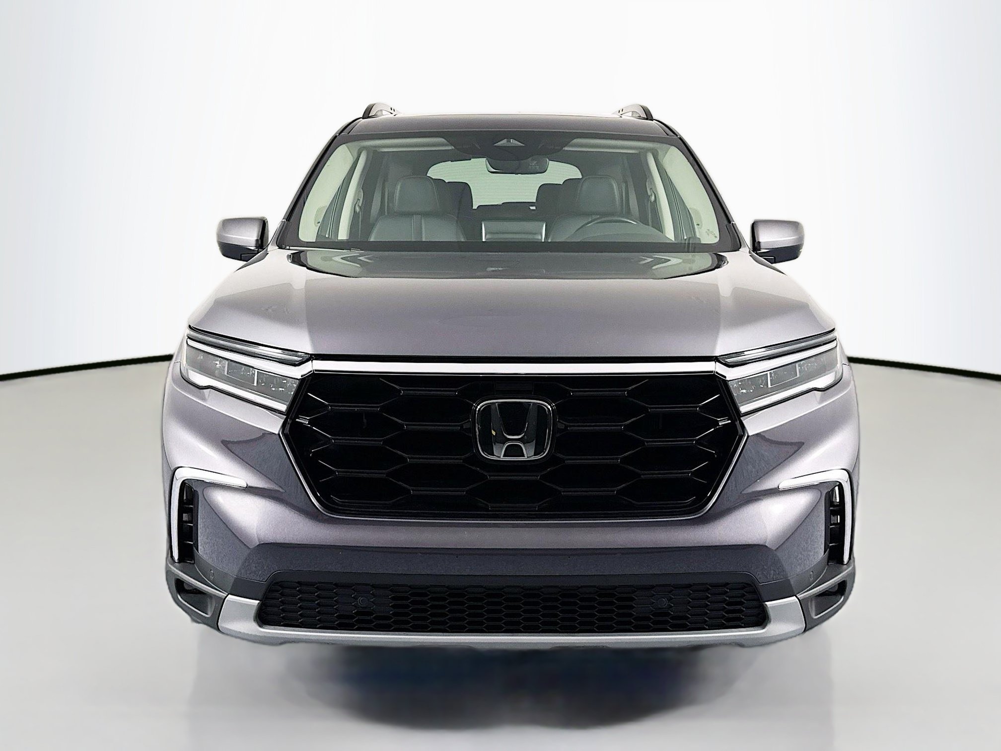 Certified 2023 Honda Pilot Touring image 2