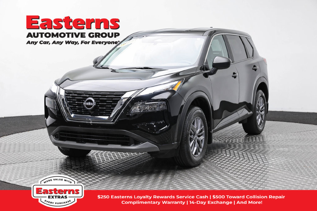 Used 2023 Nissan Rogue S AWD/4WD image 1