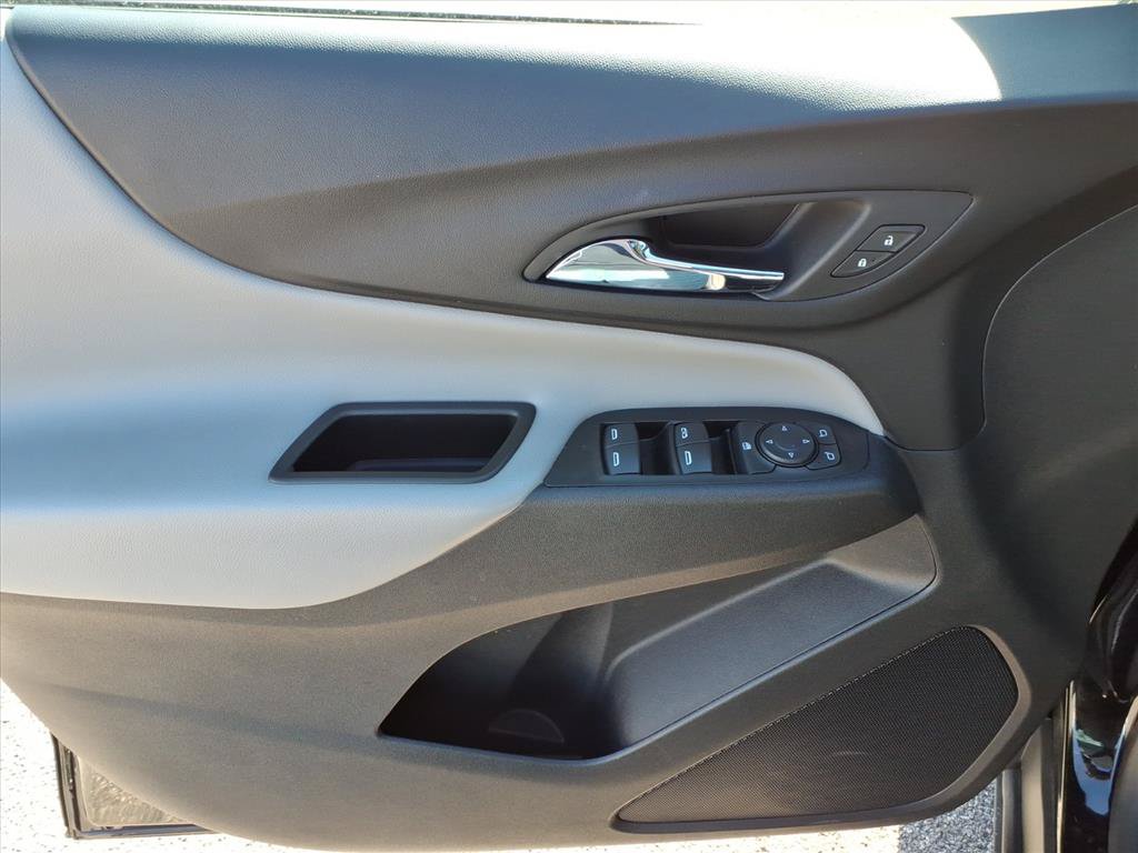 Used 2023 Chevrolet Equinox LS w/ LS Convenience Package FWD image 15