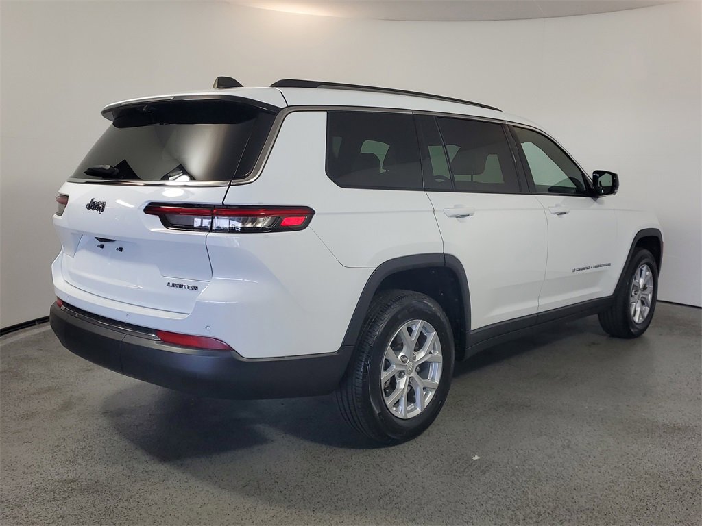 Used 2023 Jeep Grand Cherokee L Limited w/ Luxury Tech Group II image 6