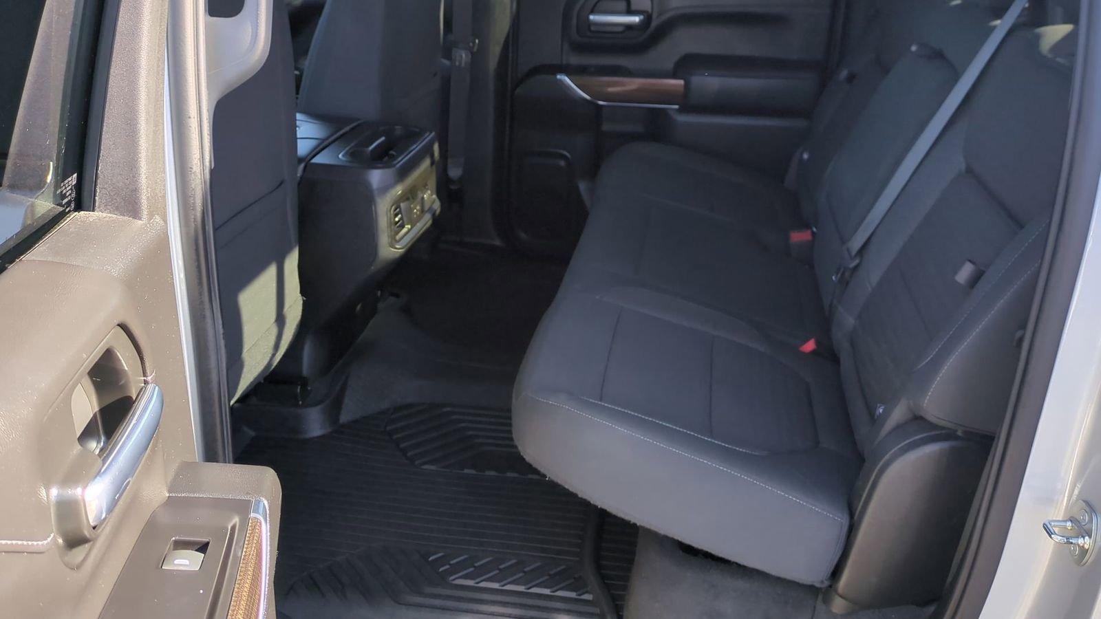 Used 2020 Chevrolet Silverado 1500 LT Trail Boss image 22