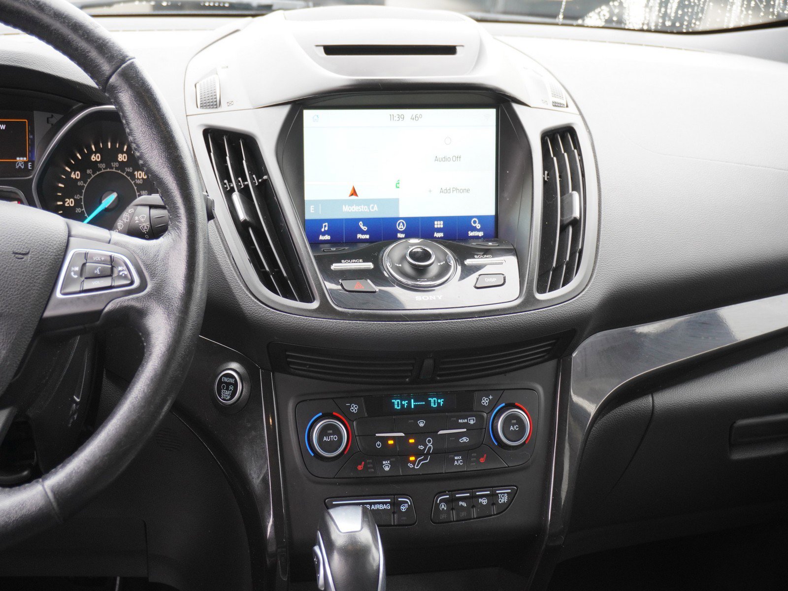 Used 2018 Ford Escape Titanium w/ Ford Safe & Smart Package image 15