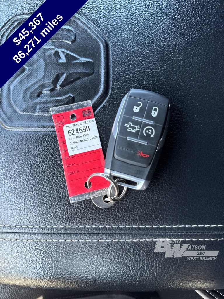 Used 2019 RAM 2500 Laramie w/ Black Appearance Package AWD/4WD image 46