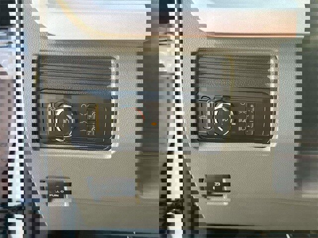 New 2026 Ford F250 XL w/ XL Chrome Package image 21