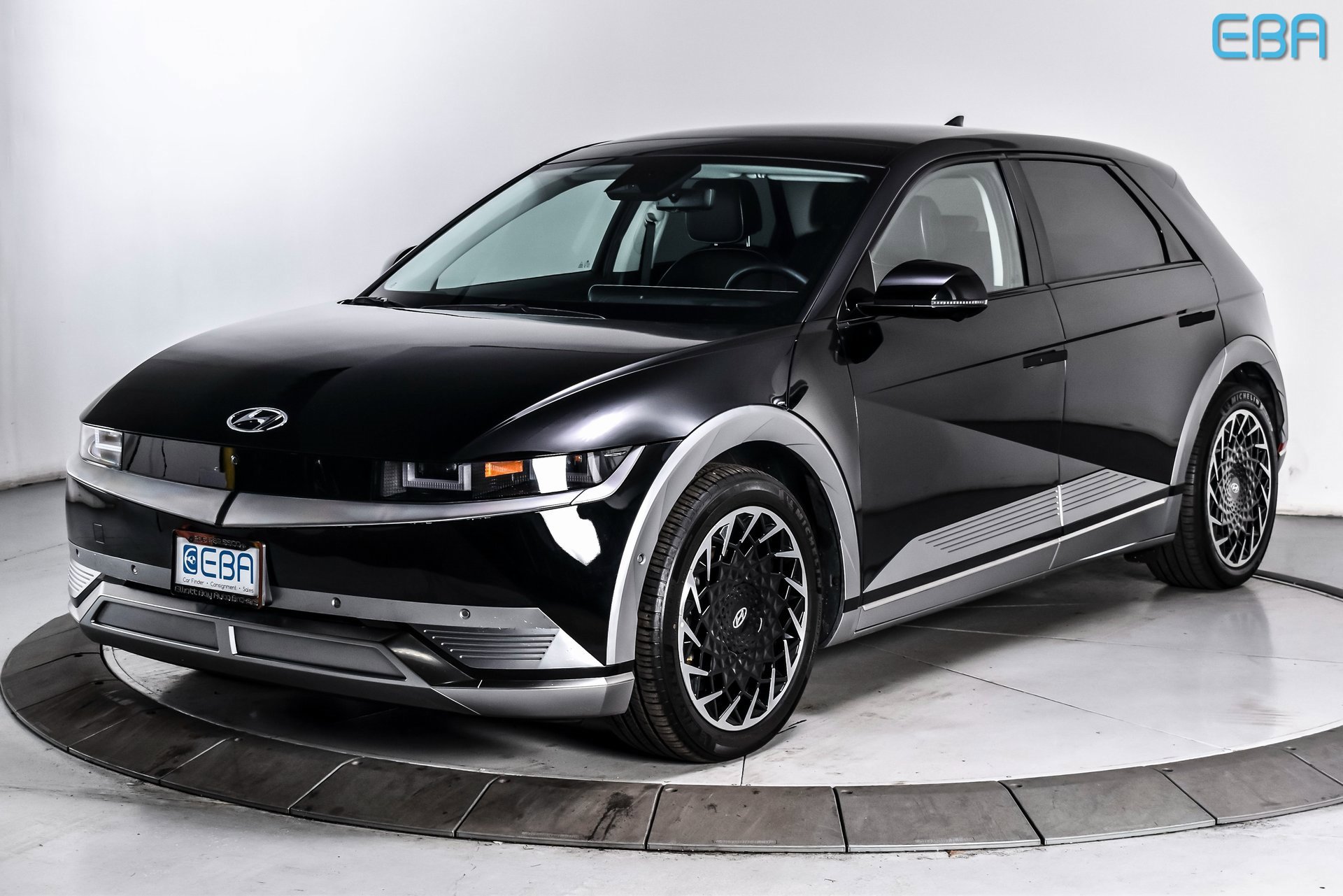 Used 2024 Hyundai Ioniq 5 Limited image 2