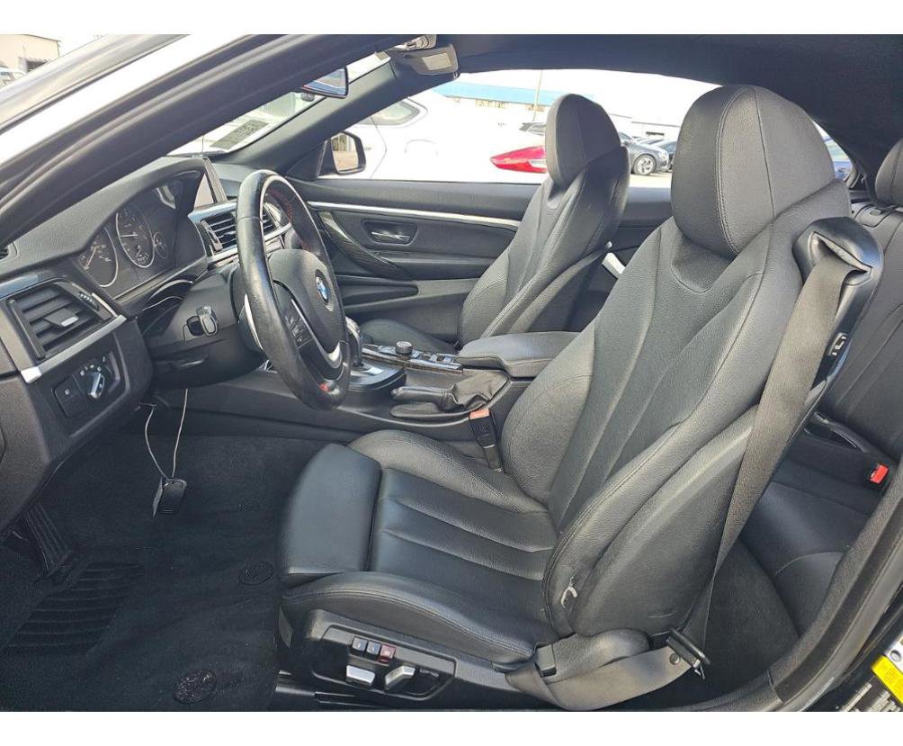 Used 2017 BMW 430i Convertible image 7