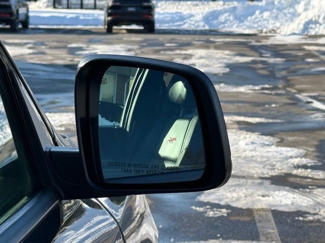 Used 2018 Dodge Durango R/T w/ Technology Group image 16