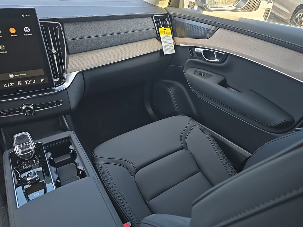New 2026 Volvo XC90 B6 Plus w/ Protection Package AWD/4WD image 21