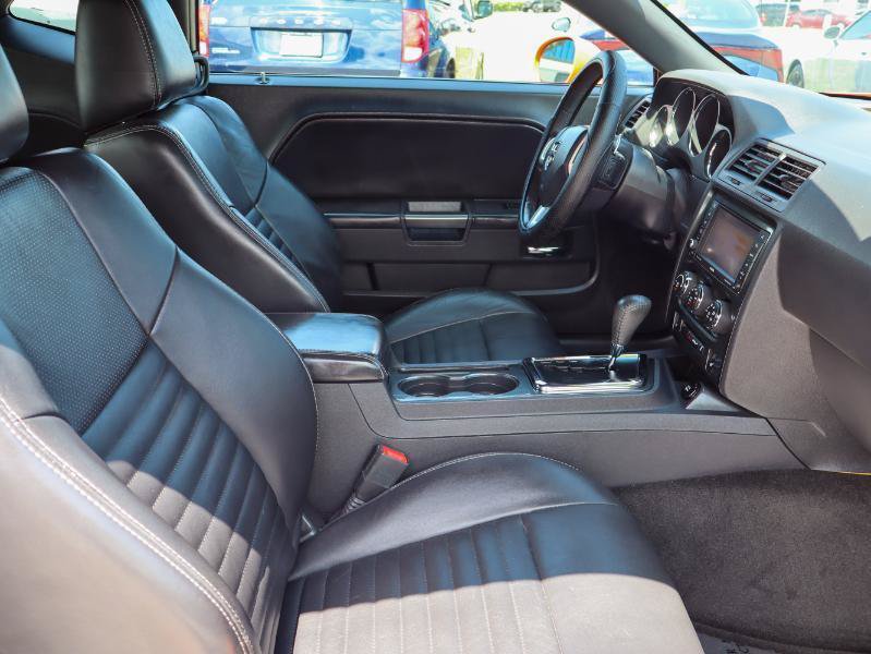 Used 2014 Dodge Challenger SXT Plus RWD image 13