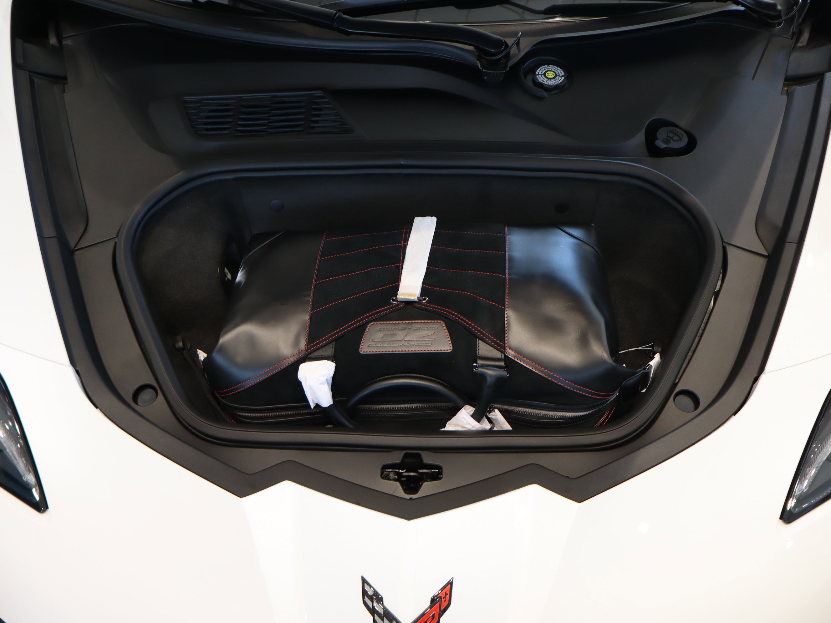 Used 2023 Chevrolet Corvette Z06 w/ Z07 Performance Package RWD image 39