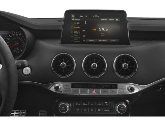 Used 2020 Kia Stinger GT1 RWD image 13