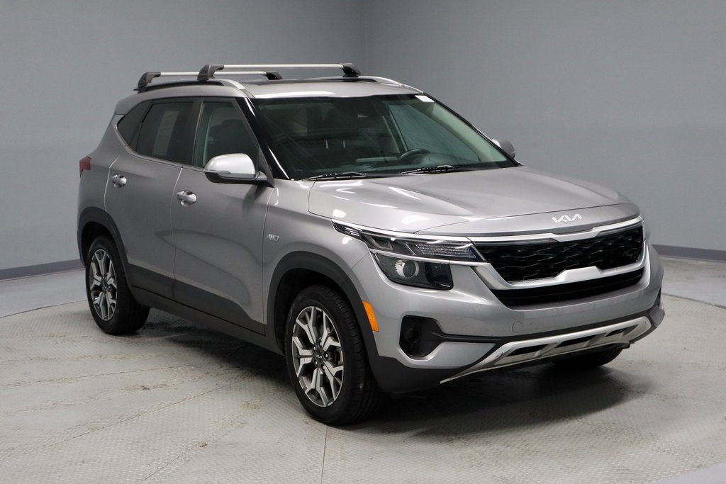 Used 2022 Kia Seltos EX image 1