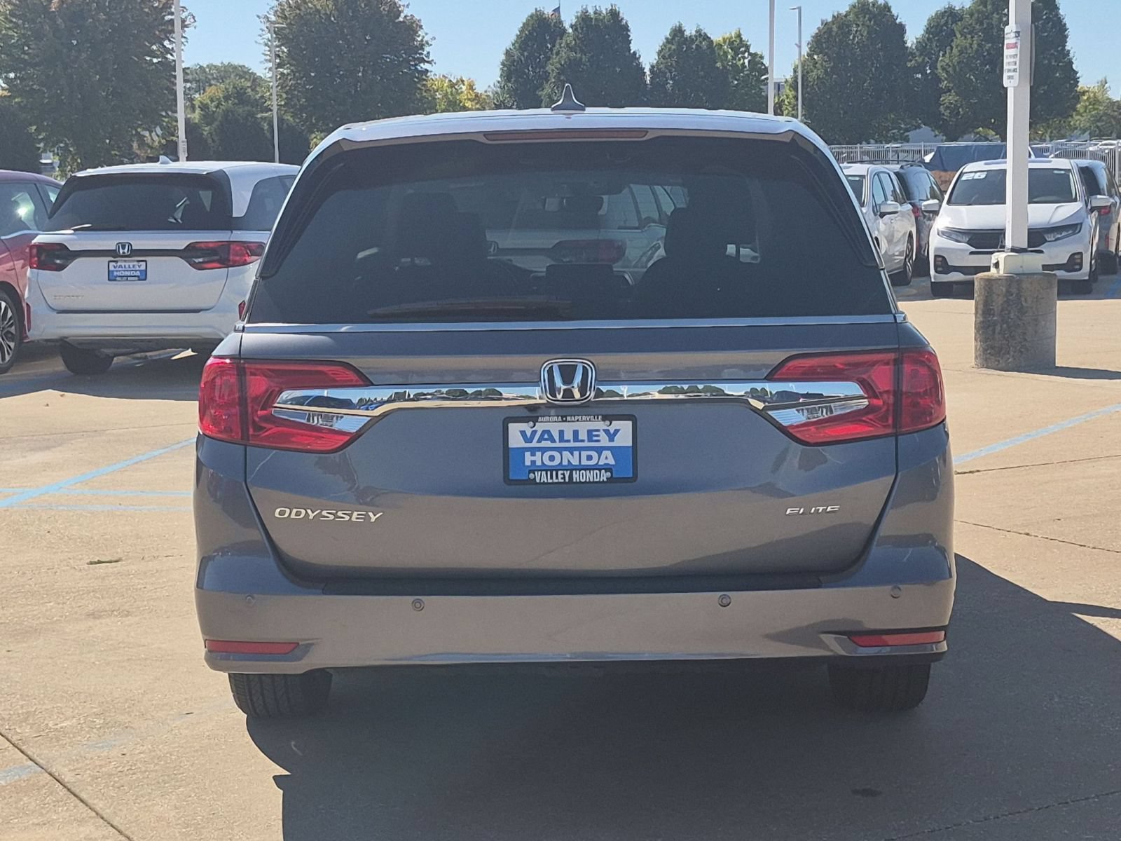 Used 2019 Honda Odyssey Elite image 7