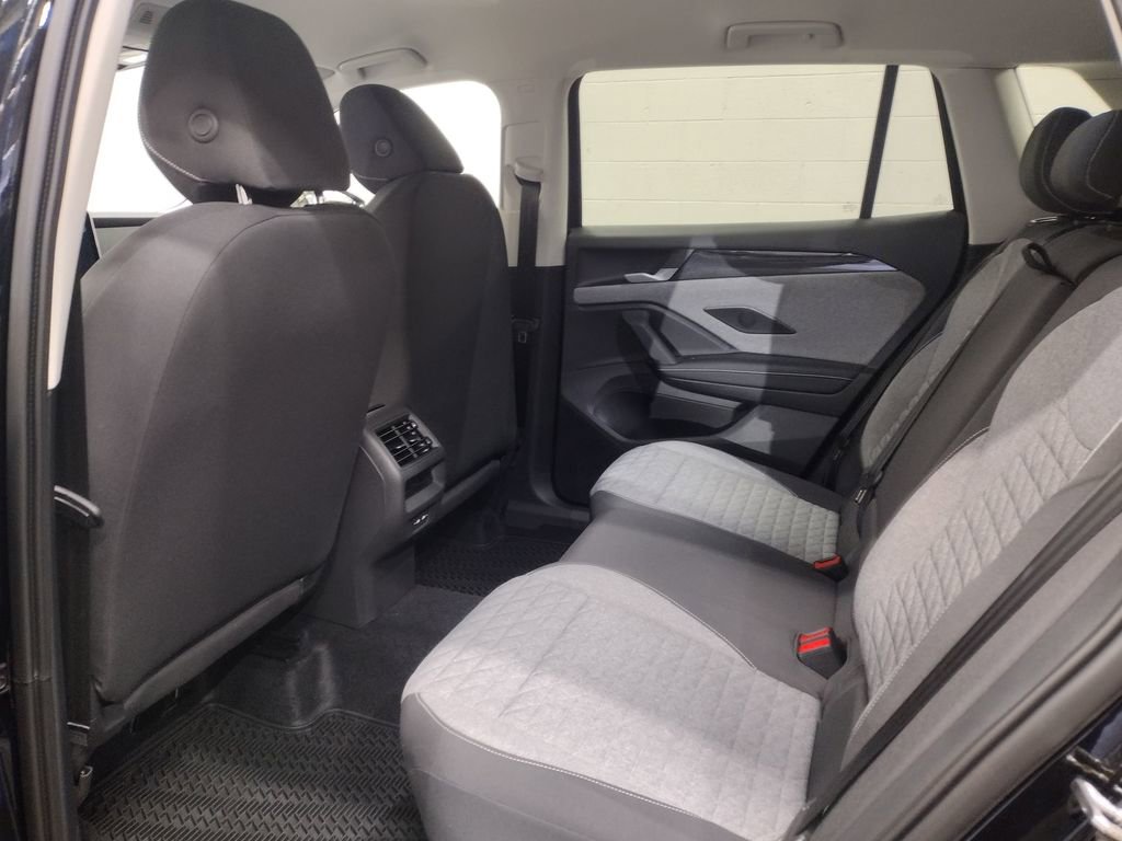 New 2025 Volkswagen Tiguan S image 21