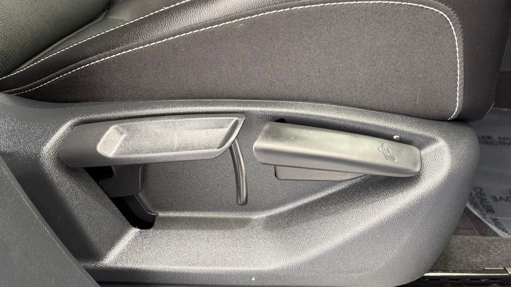 Used 2024 Volkswagen Atlas SE w/ Black Wheel Package image 24