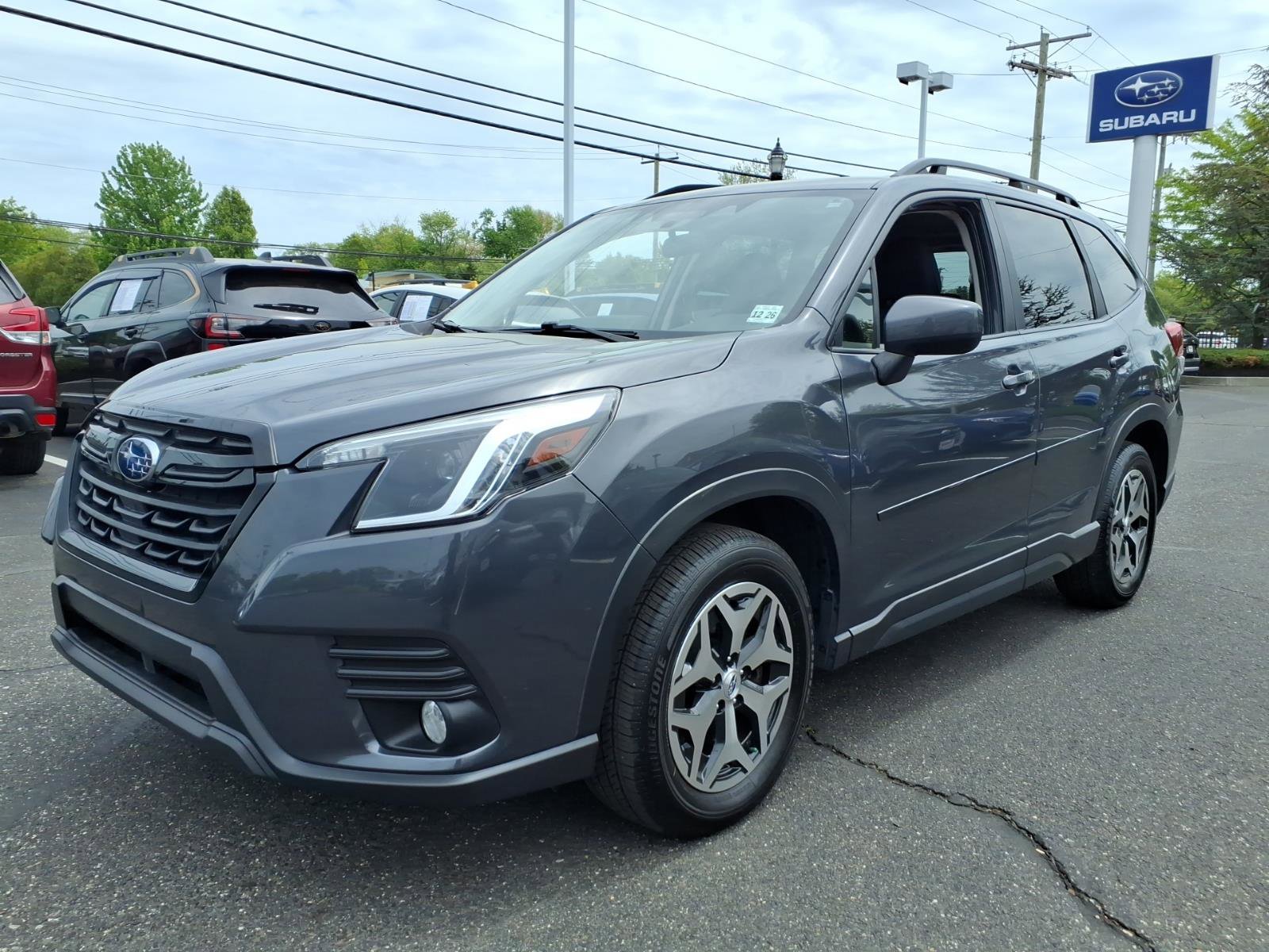Certified 2022 Subaru Forester Premium AWD/4WD image 5