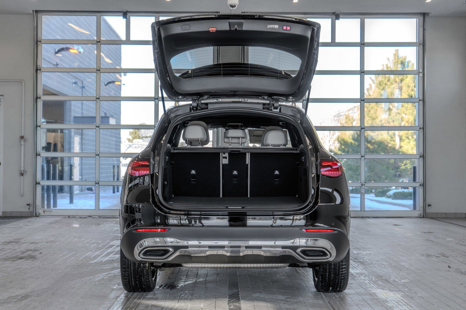 New 2026 Mercedes-Benz GLC 300 4MATIC image 16