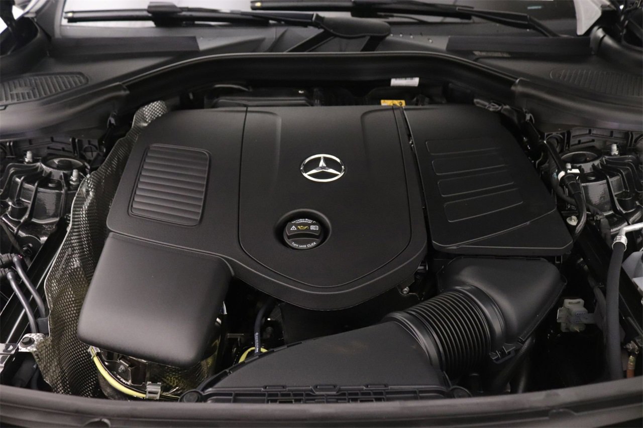 New 2026 Mercedes-Benz GLC 300 image 11