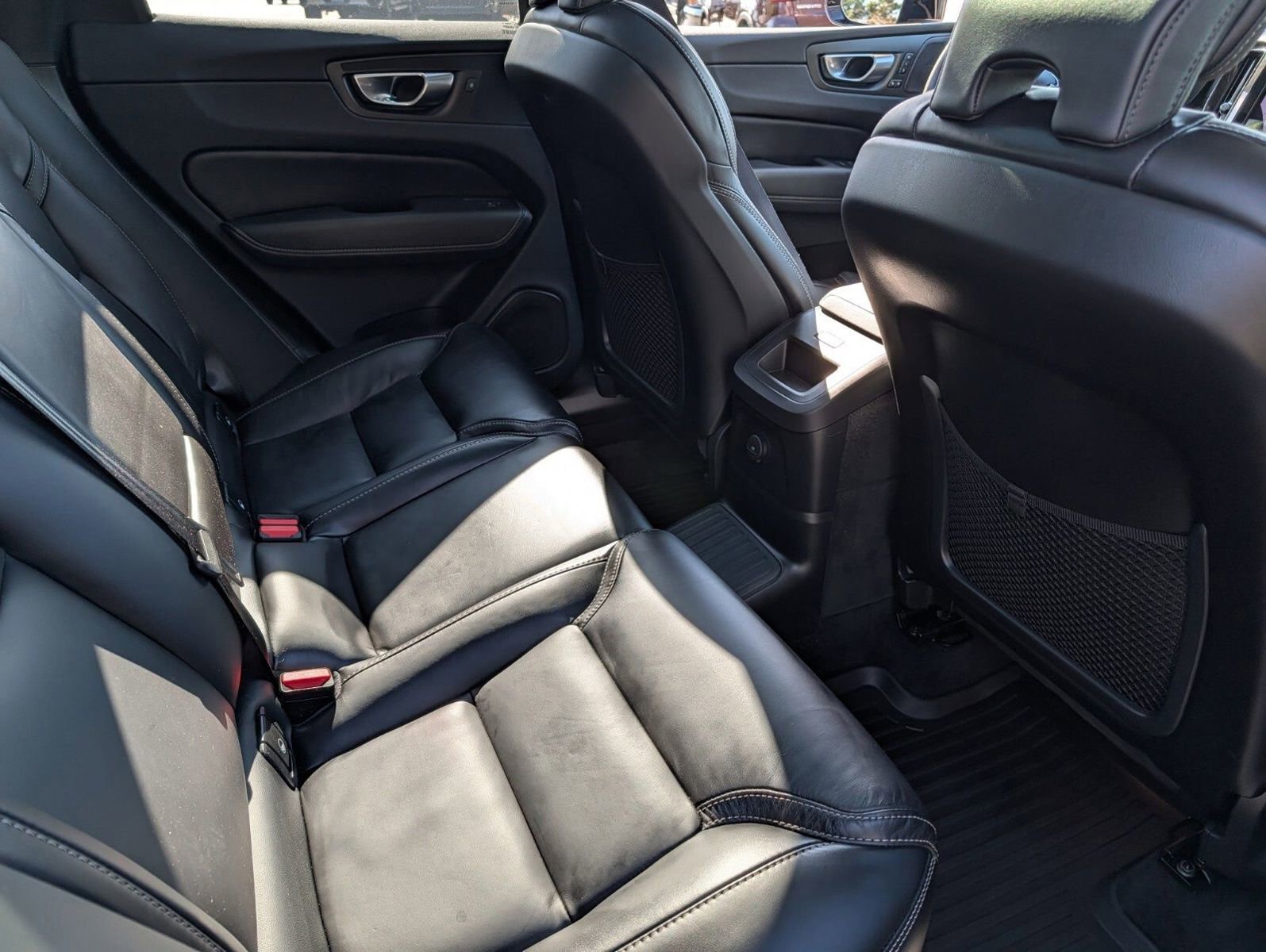 Used 2024 Volvo XC60 T8 Ultimate w/ Protection Package Premier image 23