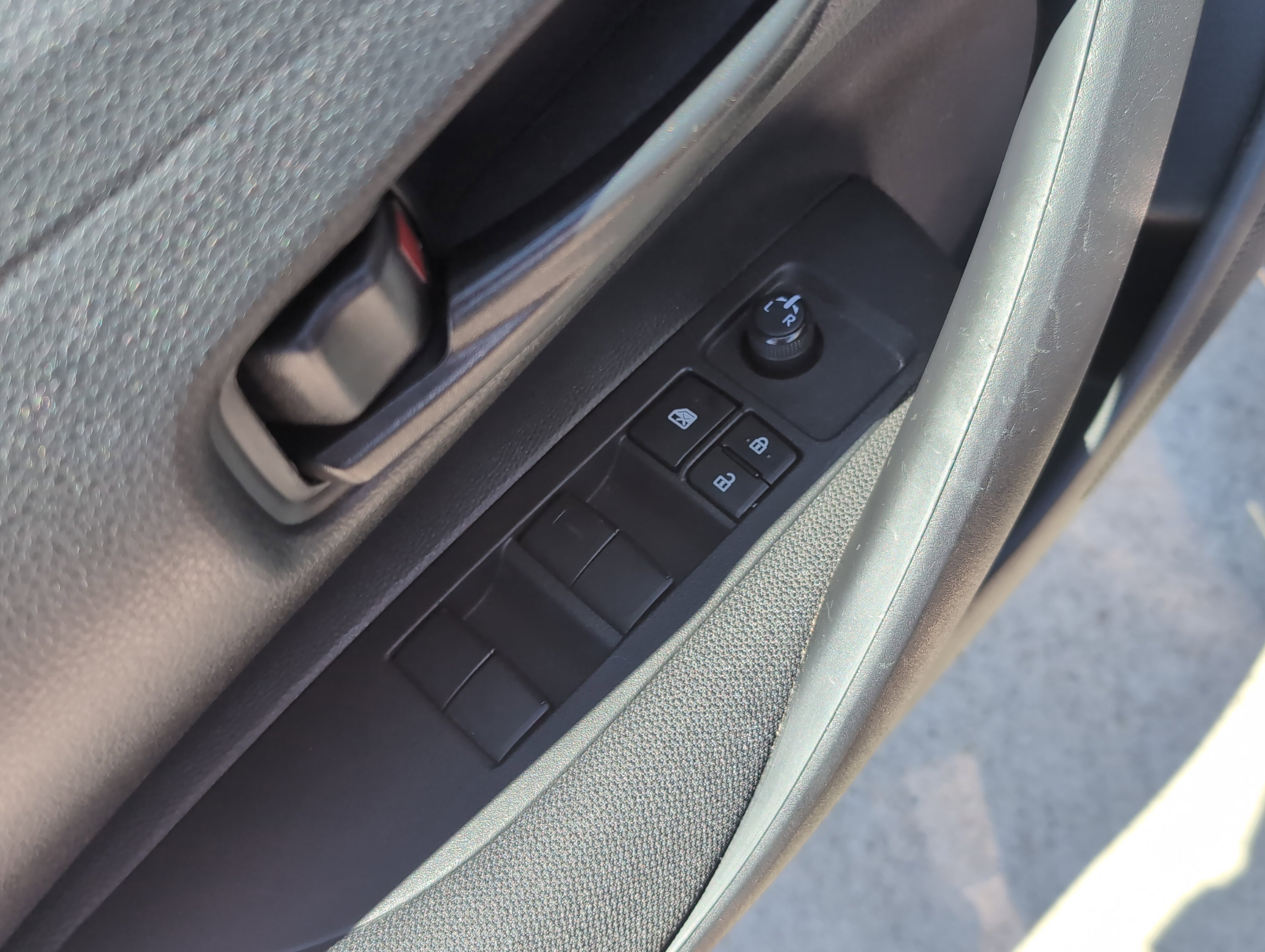Certified 2024 Toyota Corolla LE FWD image 15