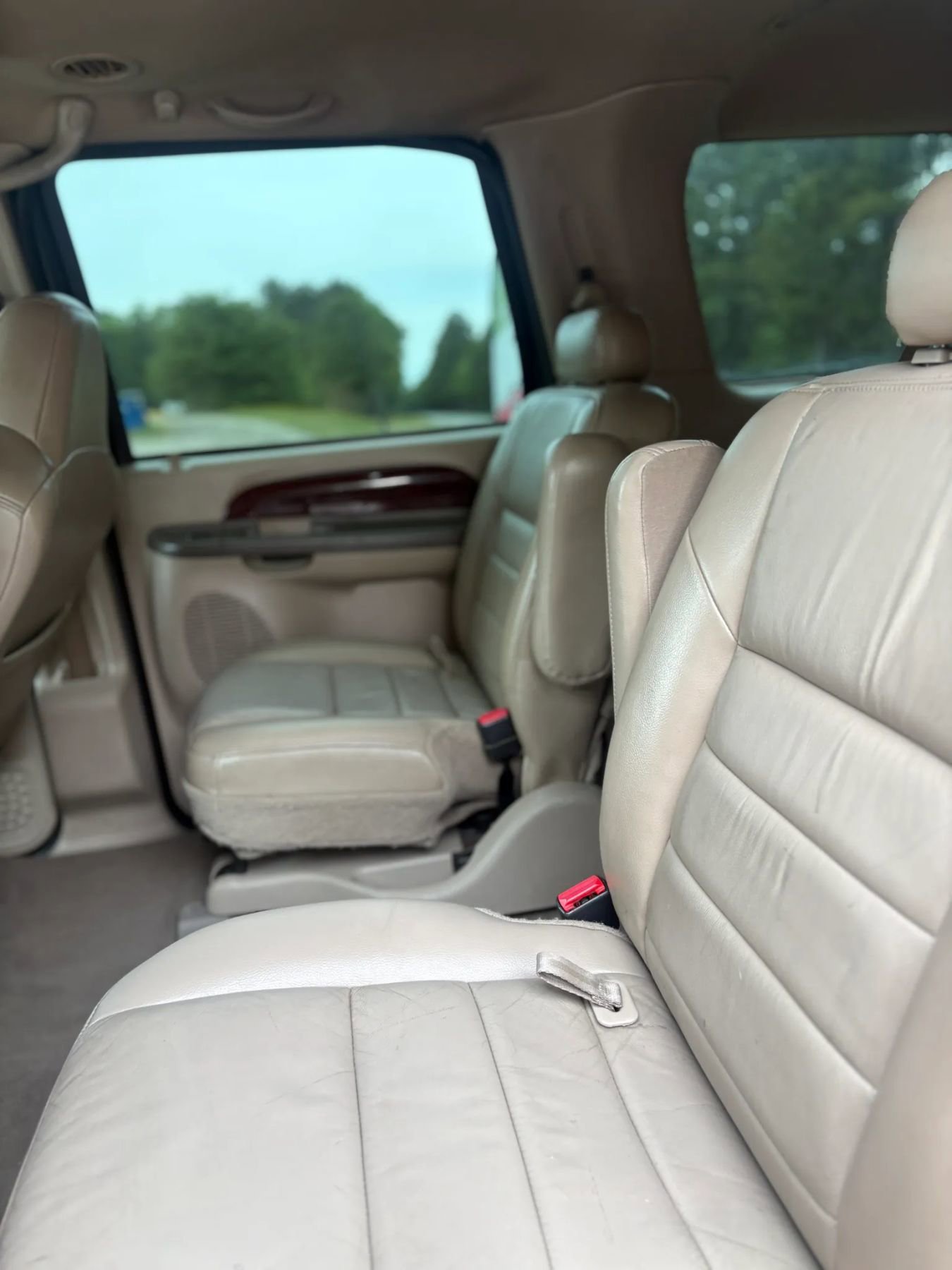 Used 2004 Ford Excursion Limited AWD/4WD image 13