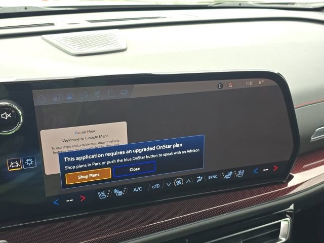 Used 2025 Chevrolet Traverse RS w/ LPO, Floor Liner Package FWD image 18
