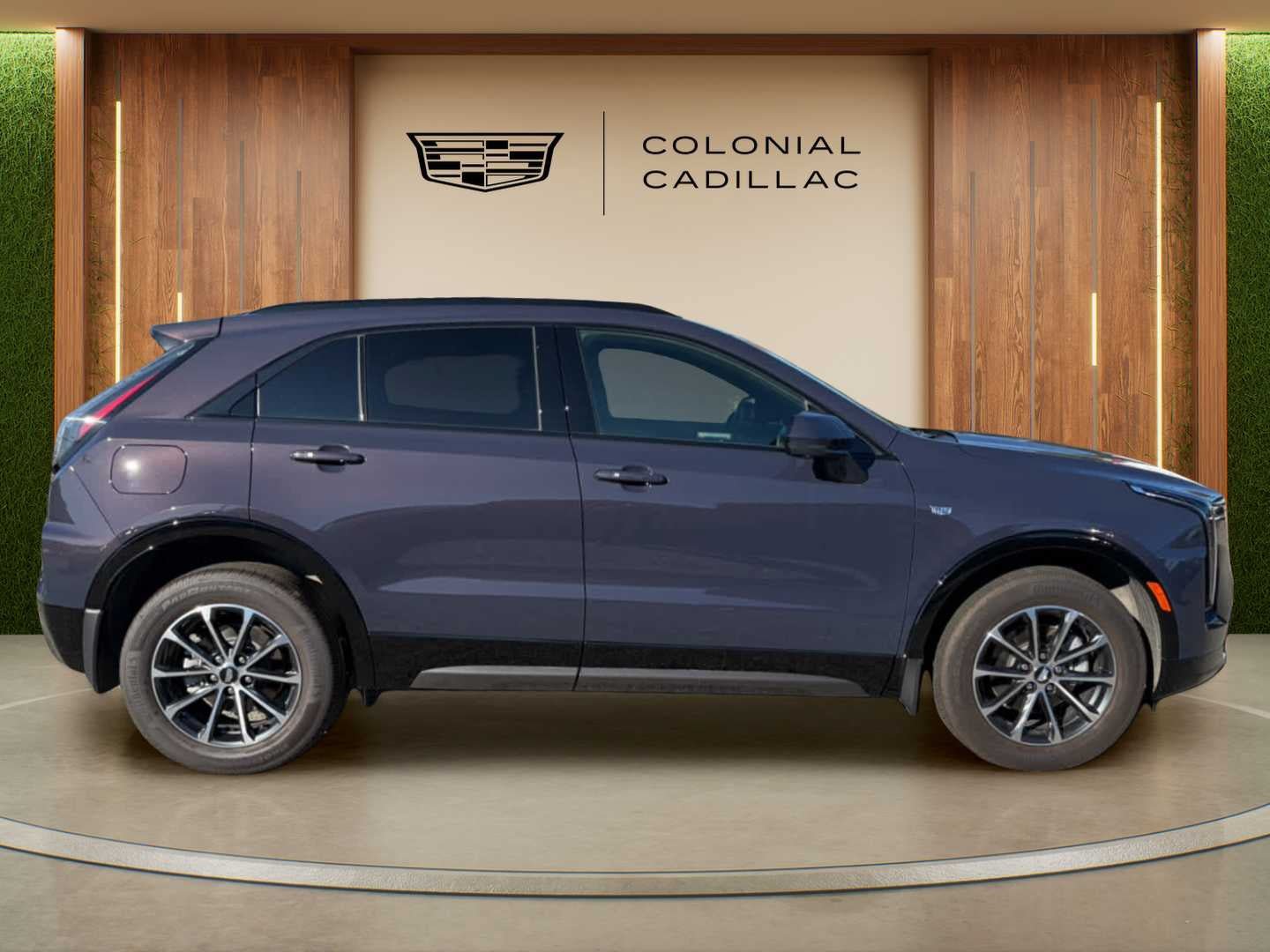 Used 2025 Cadillac XT4 Sport w/ Technology Package AWD/4WD image 5