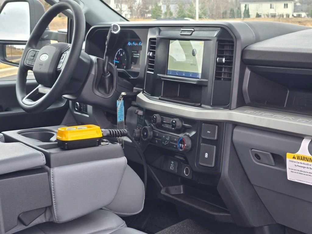 New 2025 Ford F350 XL w/ XL Chrome Package image 6