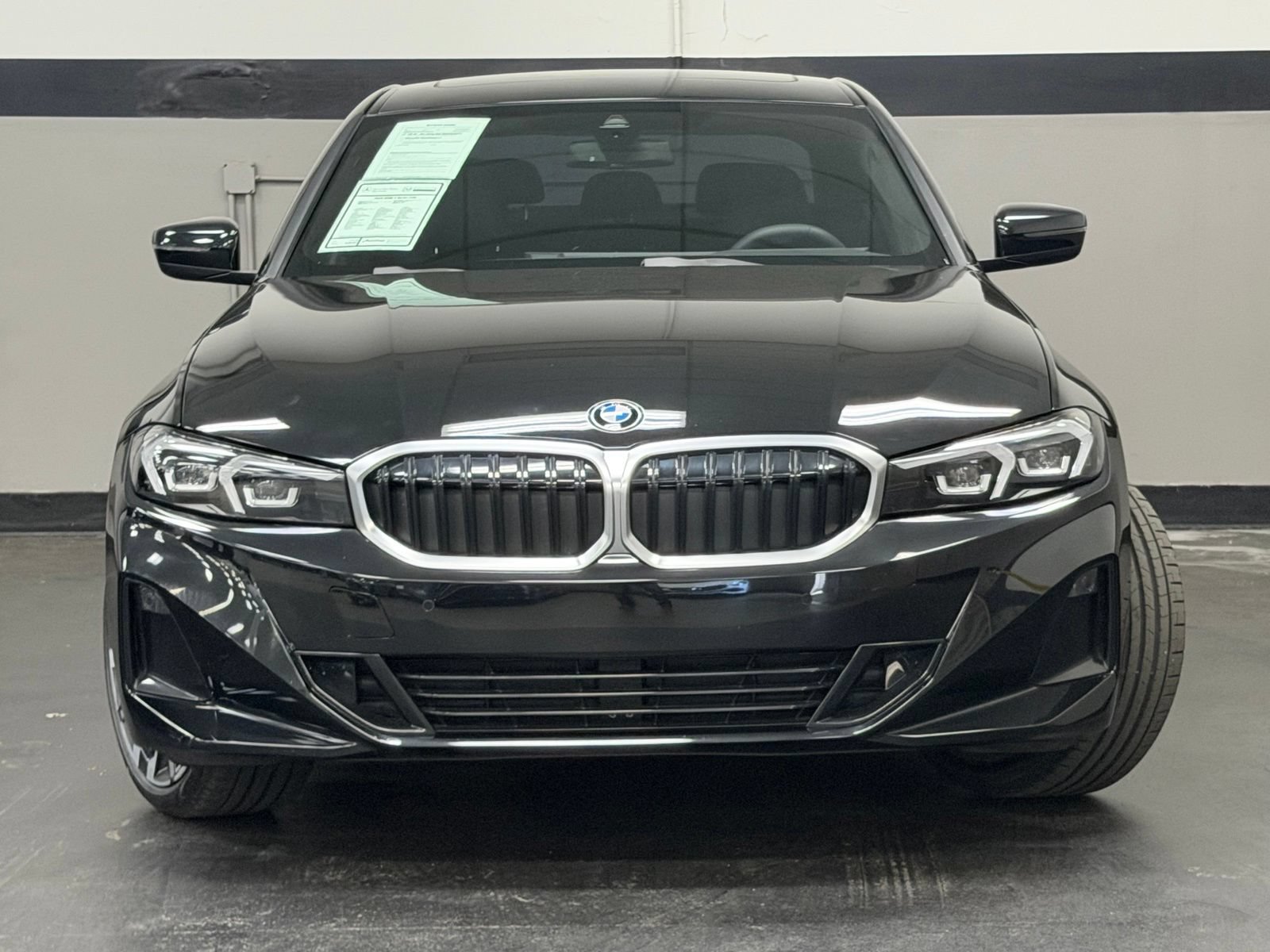 Used 2025 BMW 330i Sedan w/ Convenience Package RWD image 6