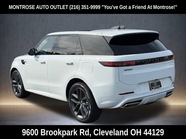 New 2025 Land Rover Range Rover Sport Dynamic SE image 4