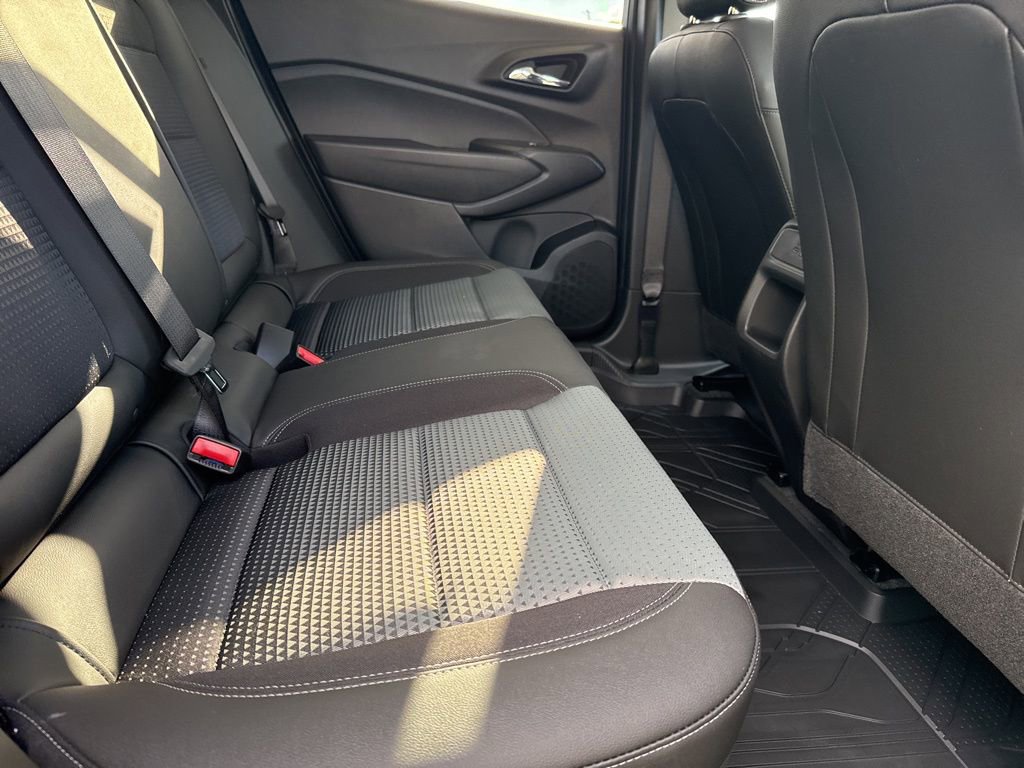 New 2026 Chevrolet Trax LT FWD image 28