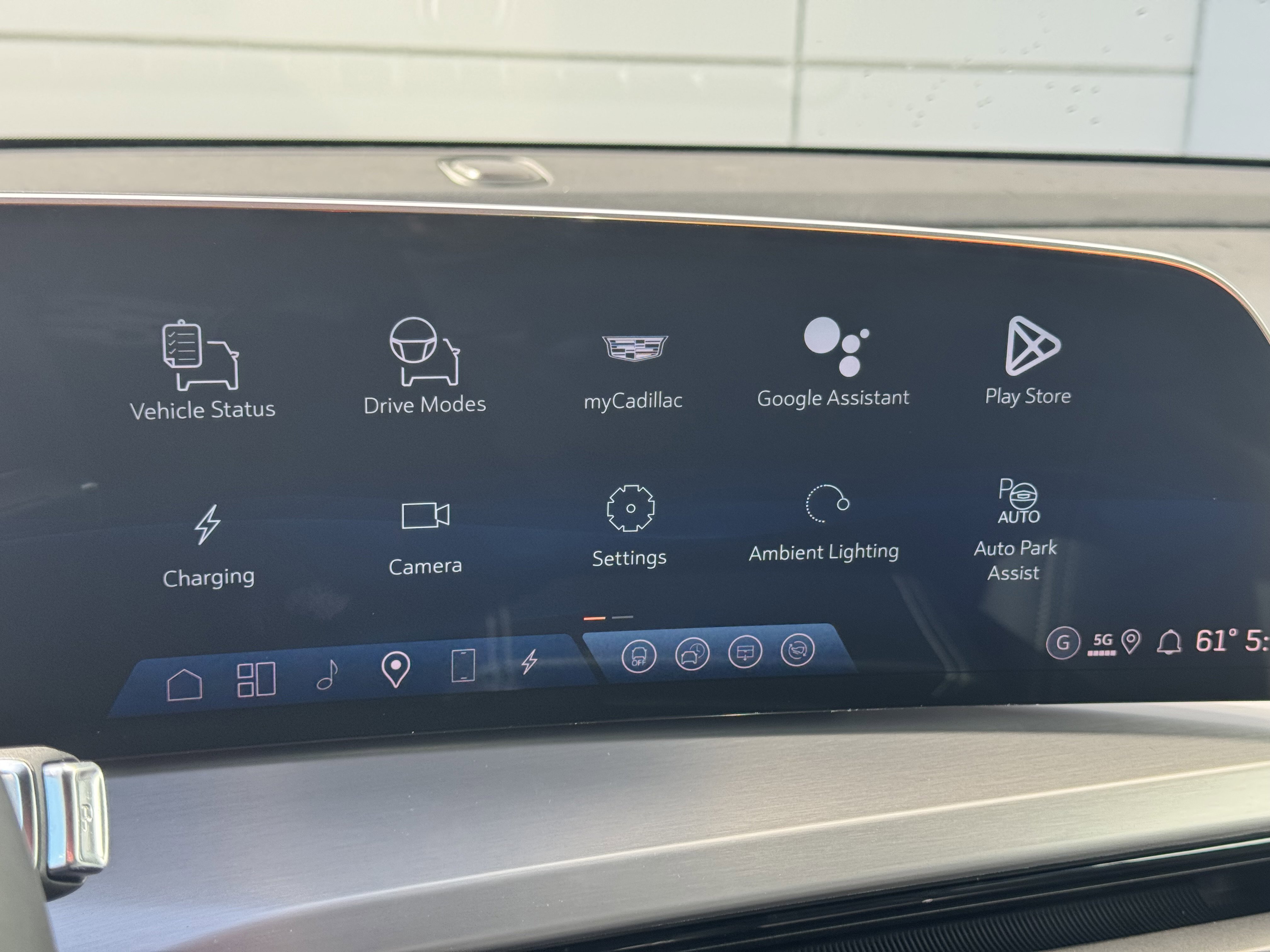 New 2026 Cadillac Vistiq Luxury image 24