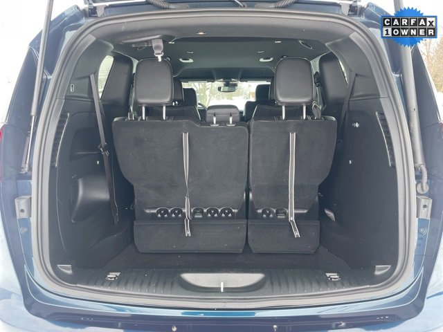 Used 2025 Chrysler Pacifica Select image 13