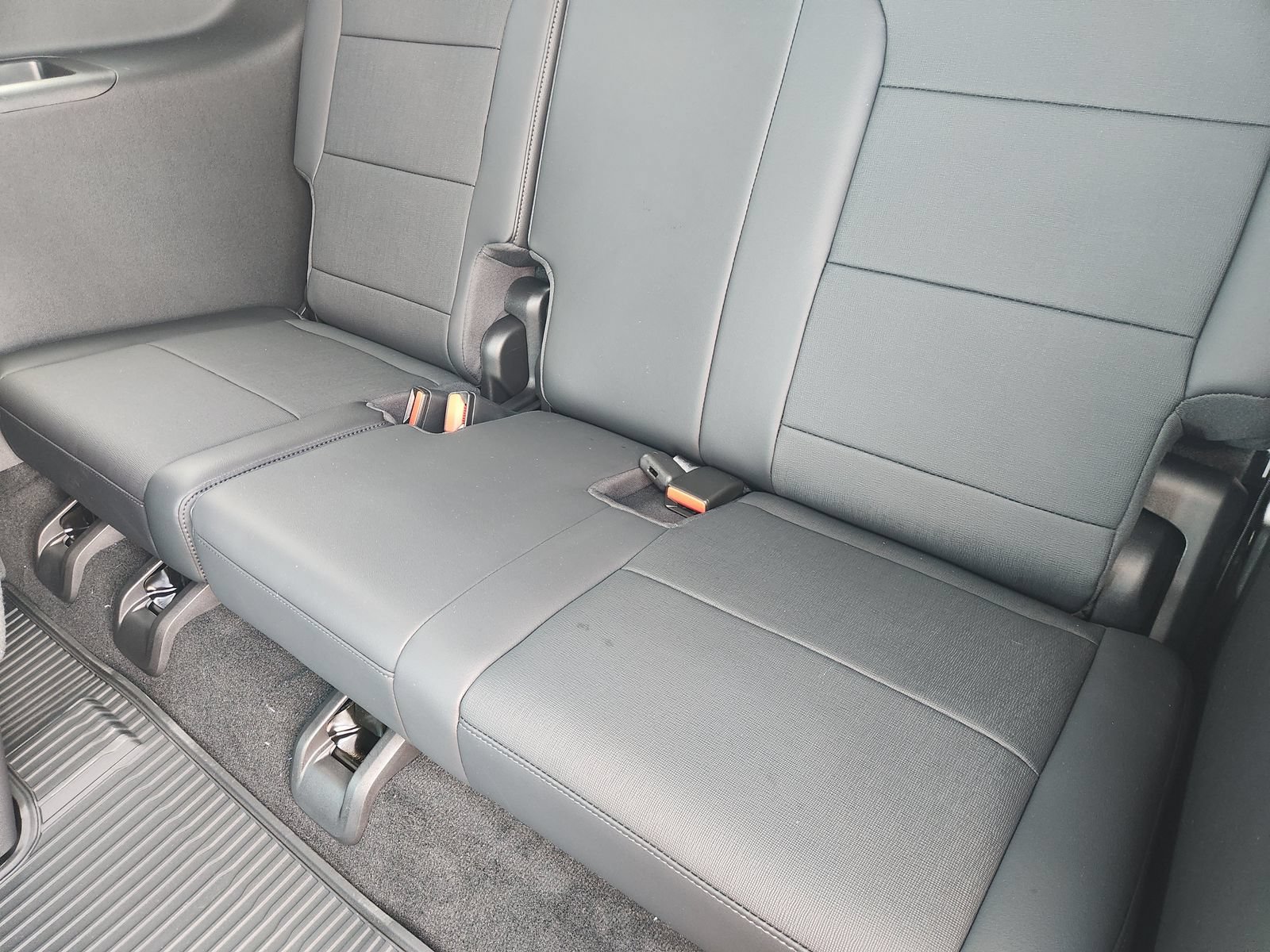 New 2026 Buick Enclave Preferred w/ Power Package FWD image 35