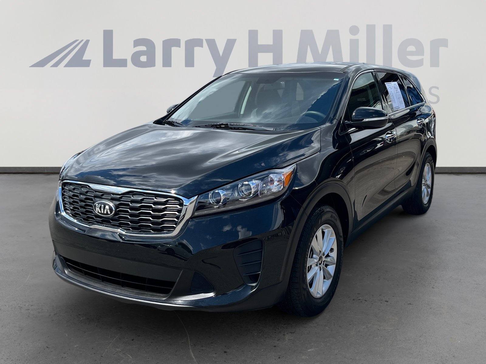 Used 2019 Kia Sorento L FWD video 1