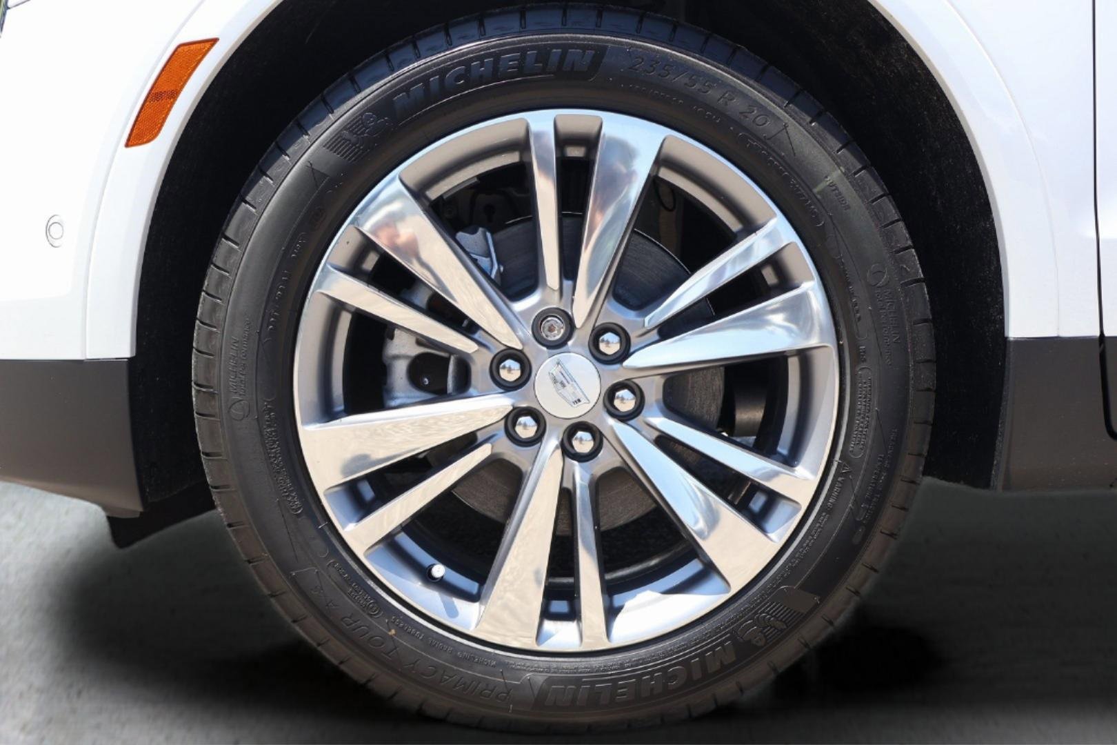 New 2025 Cadillac XT5 Premium Luxury w/ Technology Package image 9